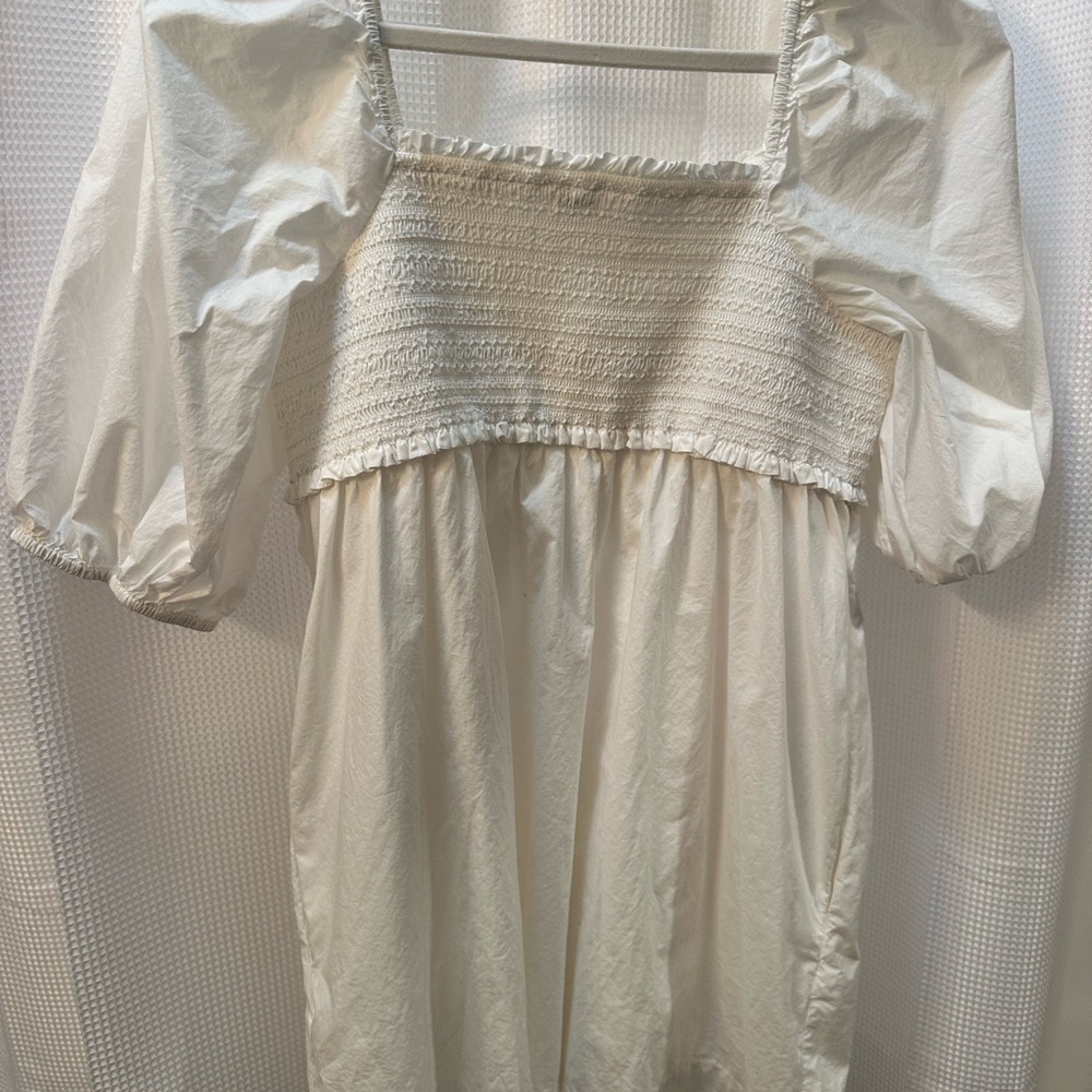 American Eagle White Smocked Puff Sleeve Dress large